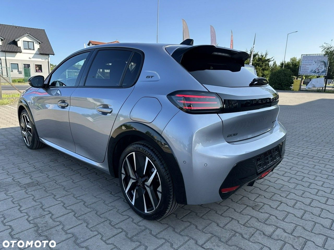 Peugeot 208 1.2 mHEV GT - 7