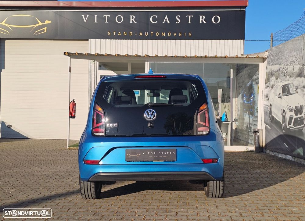 VW Up! 1.0 Move Color - 6