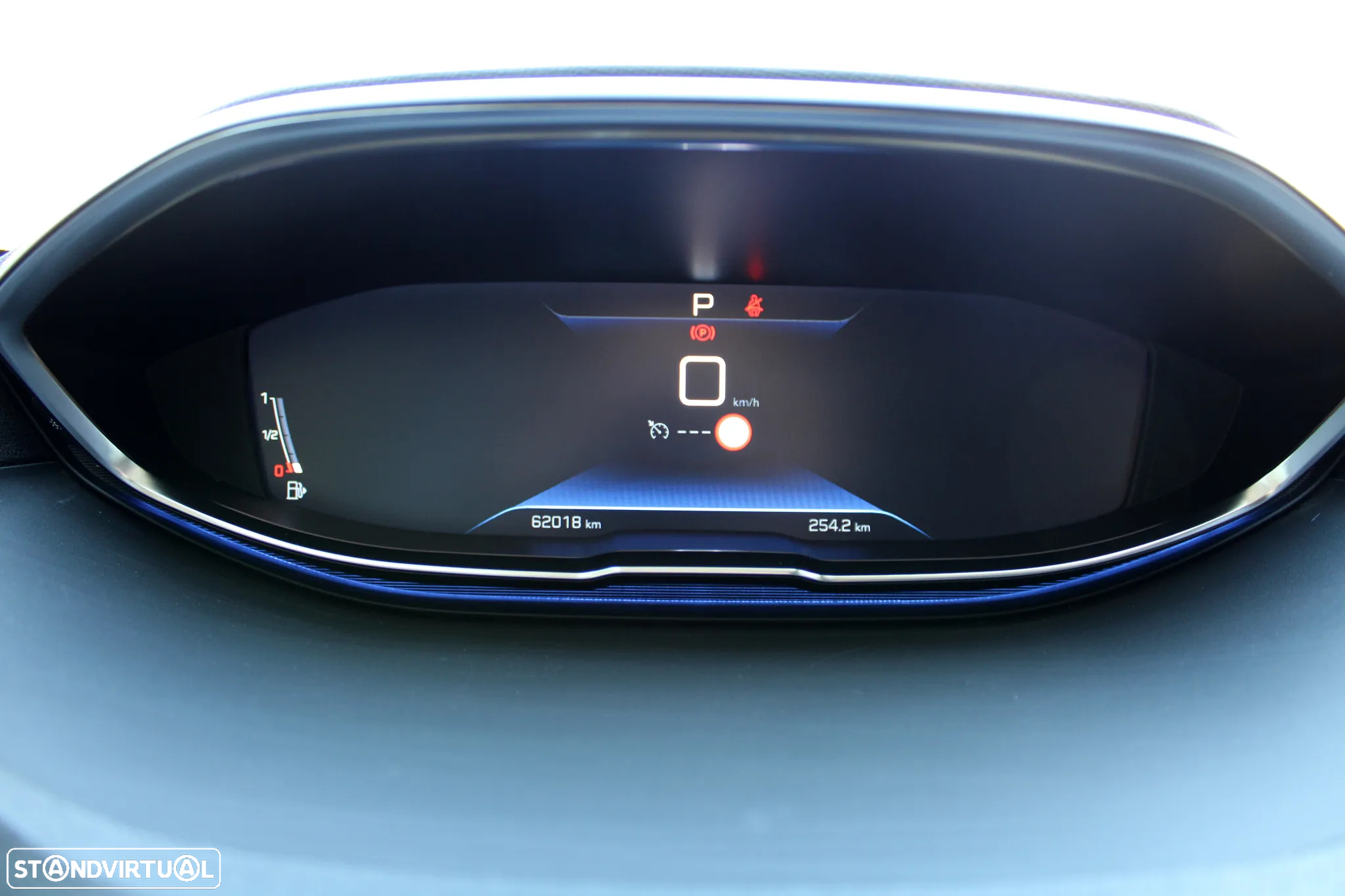 Peugeot 5008 1.5 BlueHDi Allure EAT8 - 49