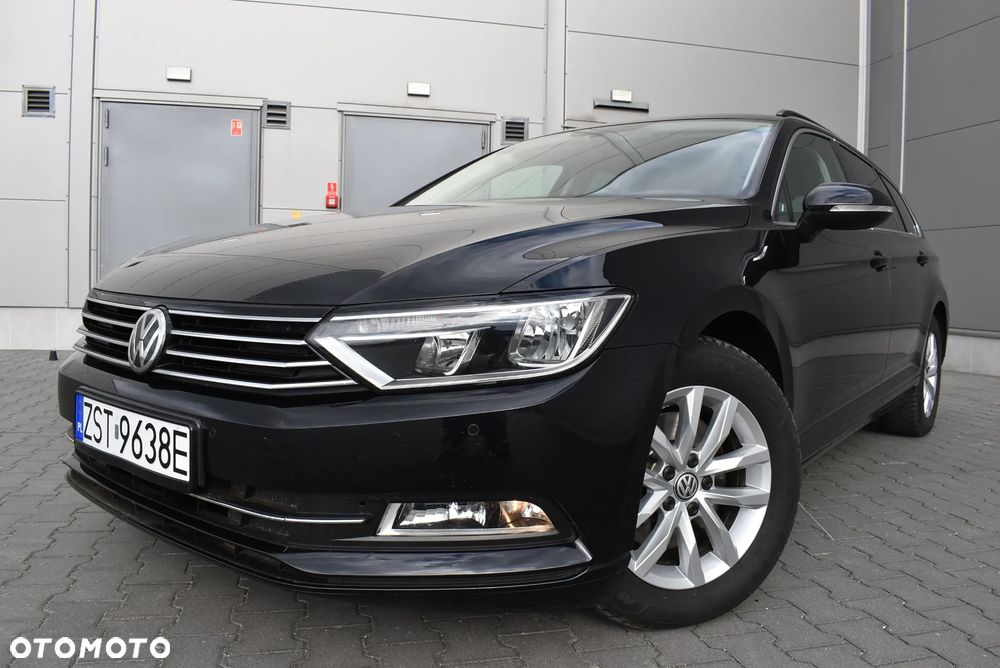 Volkswagen Passat - 32