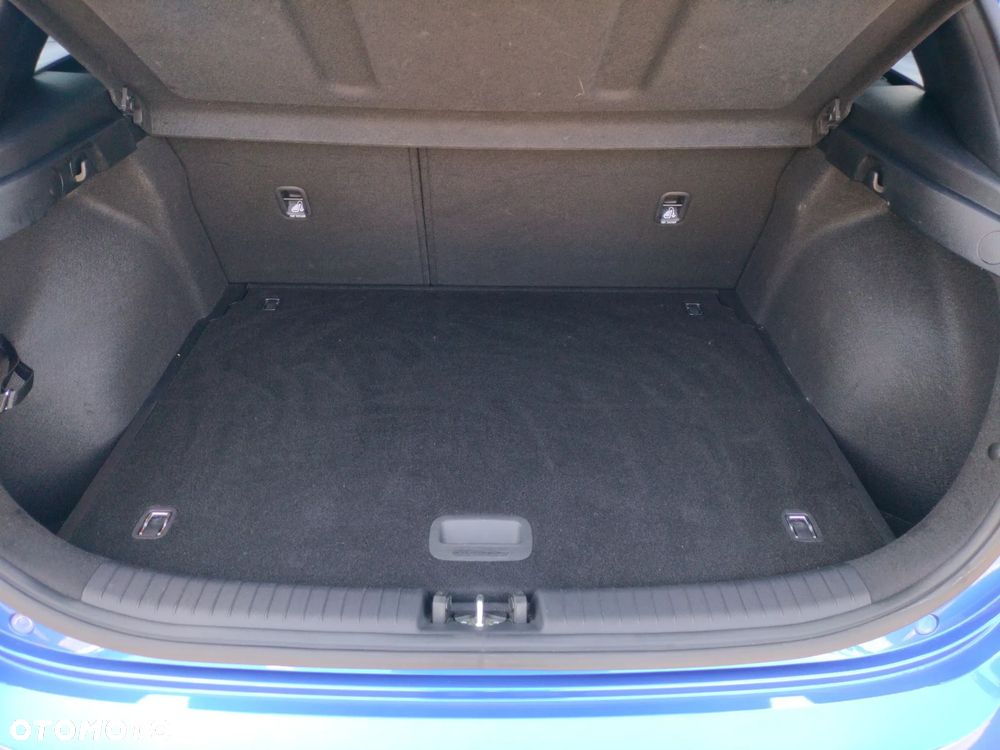 Kia Ceed 1.5 T-GDI M - 17