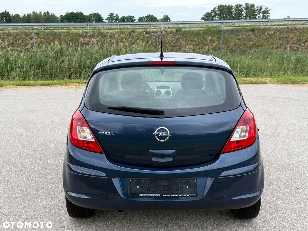 Opel Corsa 1.2 16V Cosmo - 6
