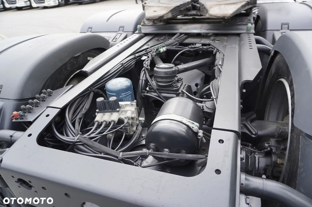 MAN TGX 28.510 6x2 / Kab. Sypialna / NOWE opony / DMC 65 t - 14