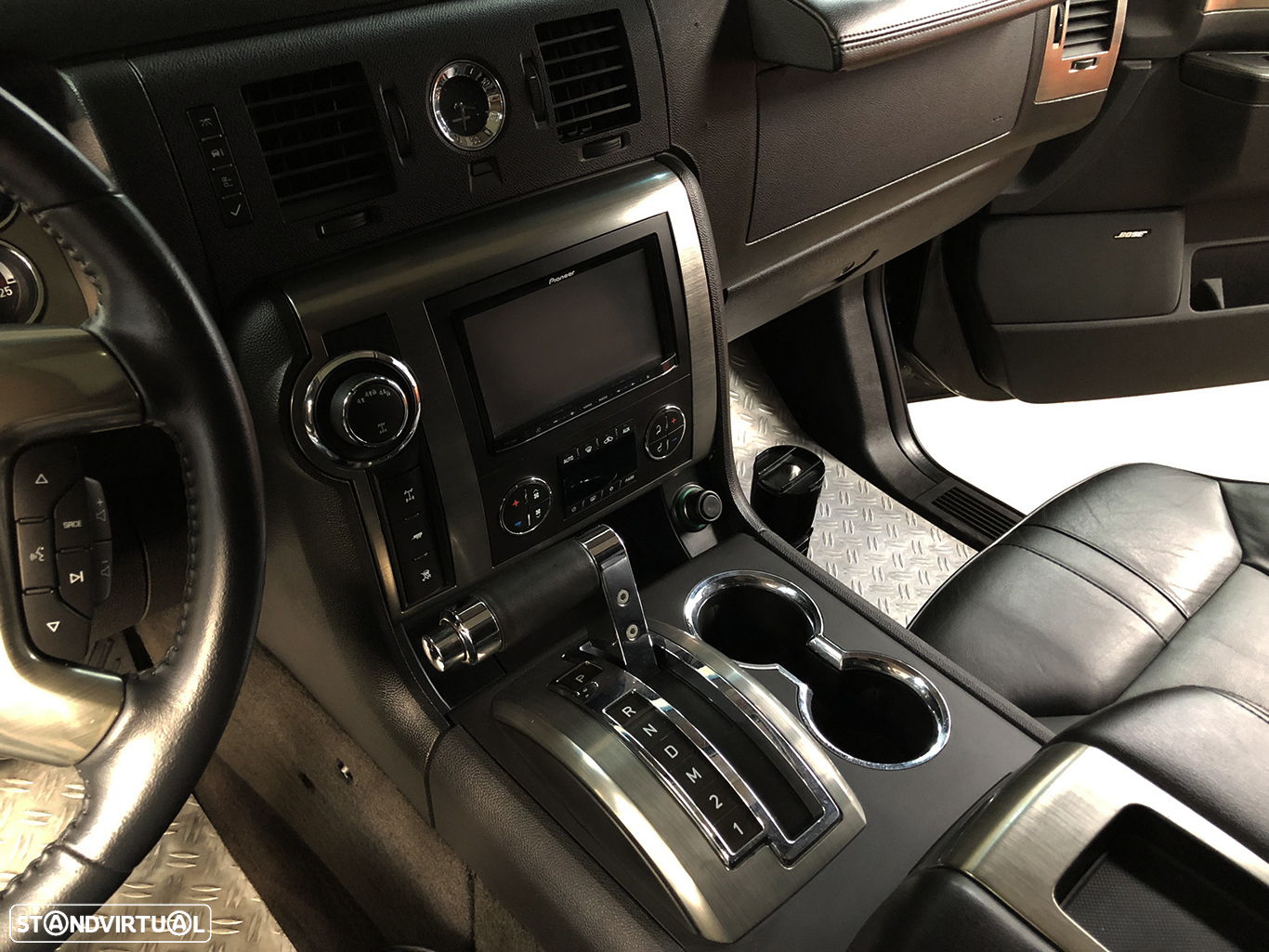 Hummer H2 6.2L V8 Supercharged Luxury - 28