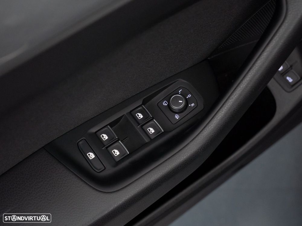 VW Passat Variant 1.4 TSI GTE Plug-in - 18