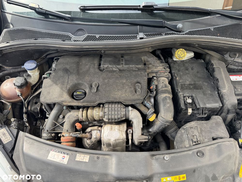 Peugeot 208 e-HDi FAP 92 Stop&Start Allure - 18