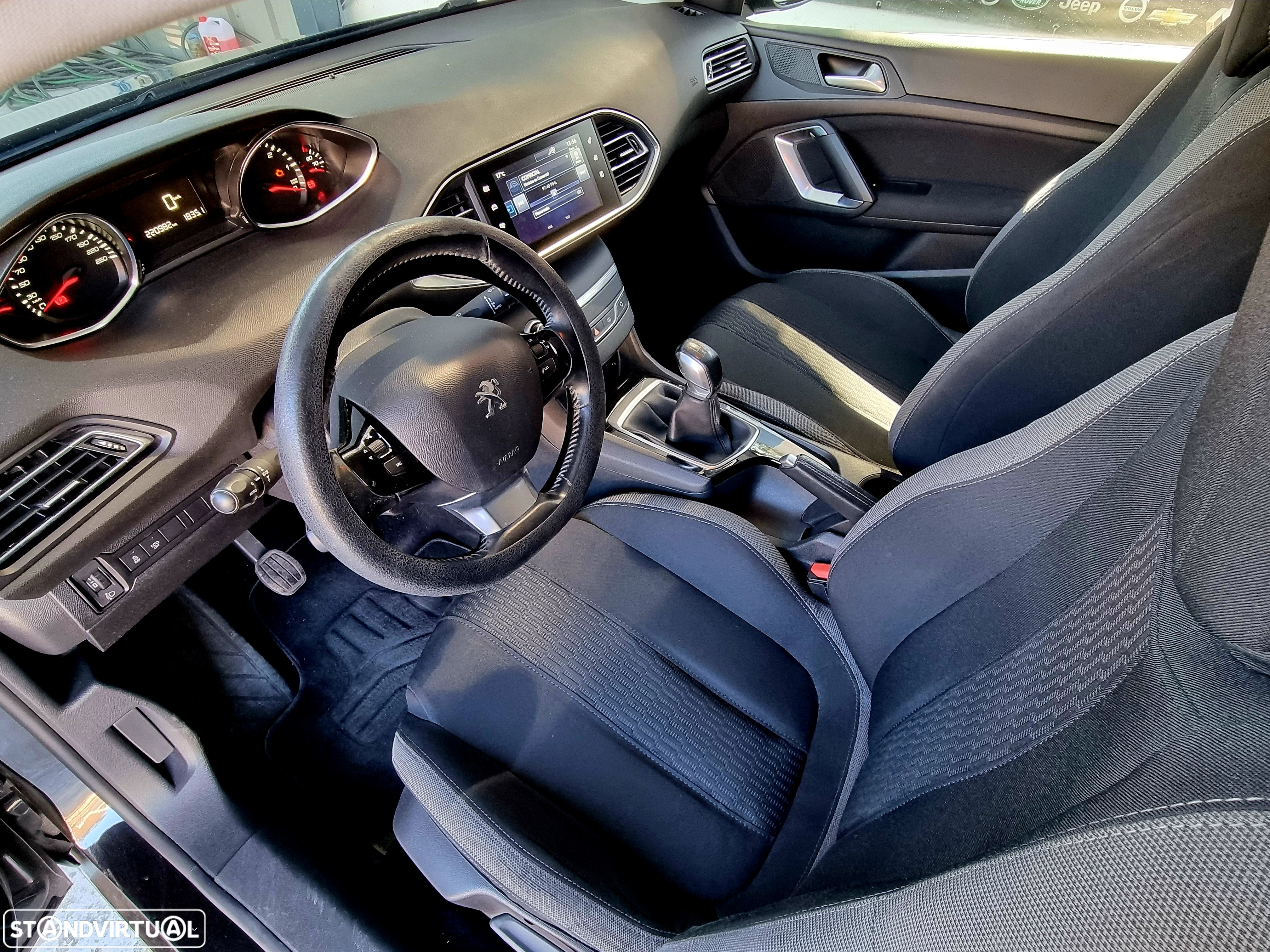 Peugeot 308 SW 1.6 BlueHDi Style - 12