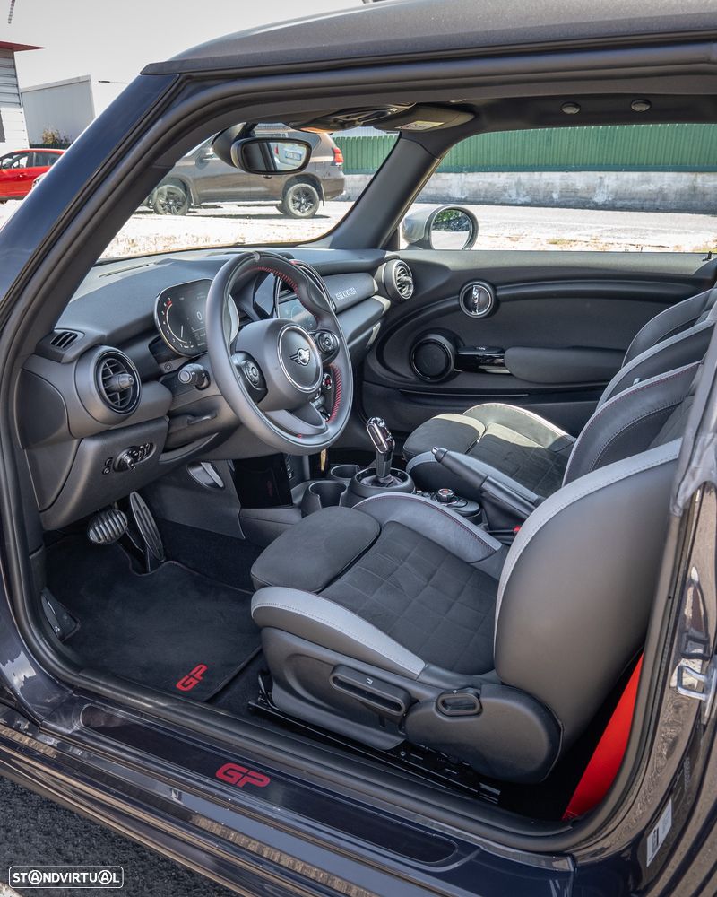 MINI 3 Portas John Cooper Works GP - 16