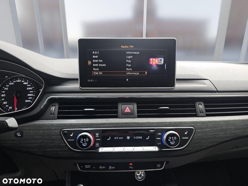 Audi A4 Limousine 2.0 TDI Sport S tronic - 19