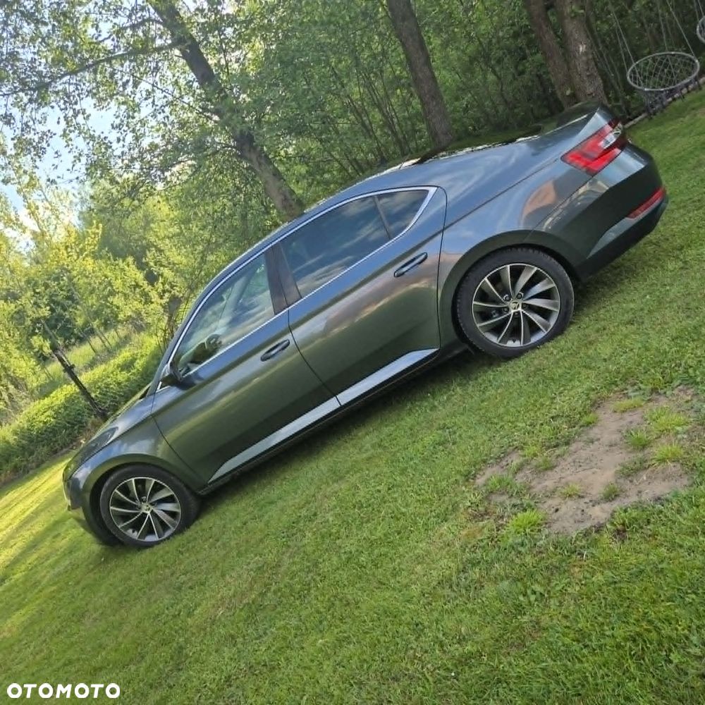 Skoda Superb 2.0 TDI L&K DSG - 3