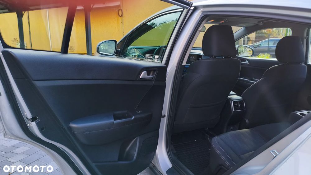 Kia Sportage 1.6 GDI S 2WD - 11