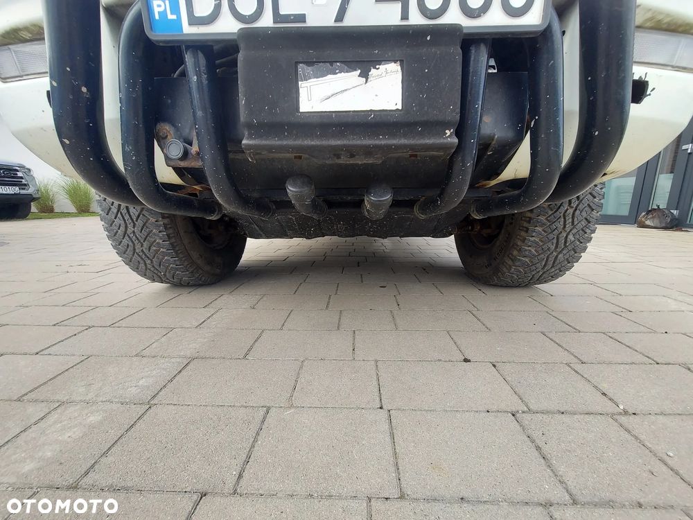 Mitsubishi L200 2.5 TD Intense - 9