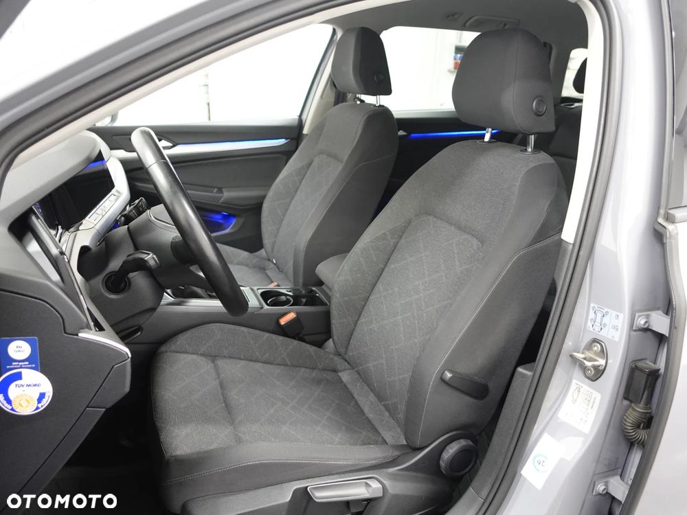 Volkswagen Golf 2.0 TDI SCR Life - 19