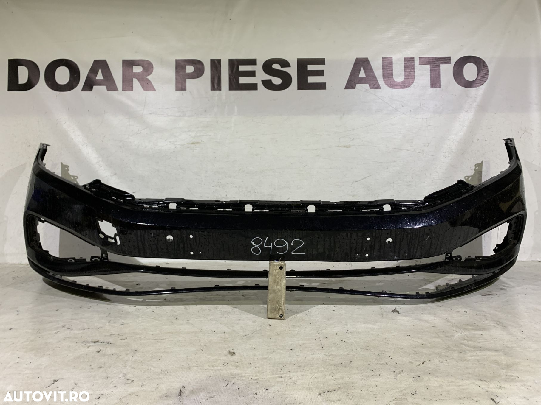 Bara fata VW Passat B8, facelift, 2019, 2020, 2021, 2022, 2023, cod origine OE 3G0807221E, cu gauri pentru senzori de parcare (4). - 2