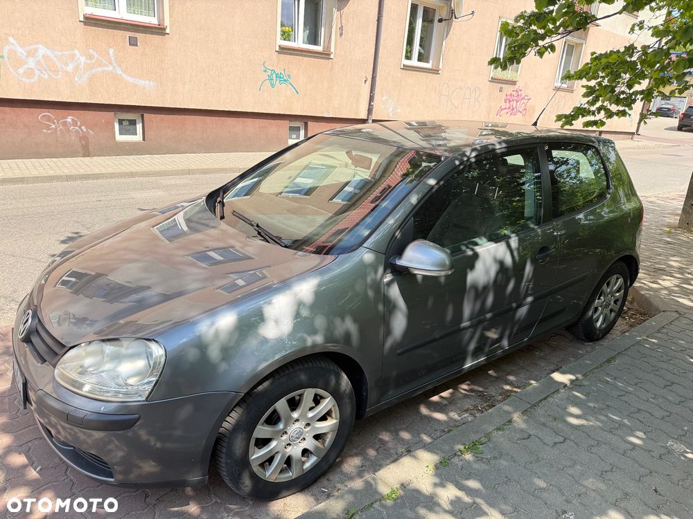 Volkswagen Golf - 4