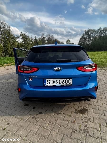 Kia Ceed 1.6 CRDi mHEV L Business Line DCT - 4