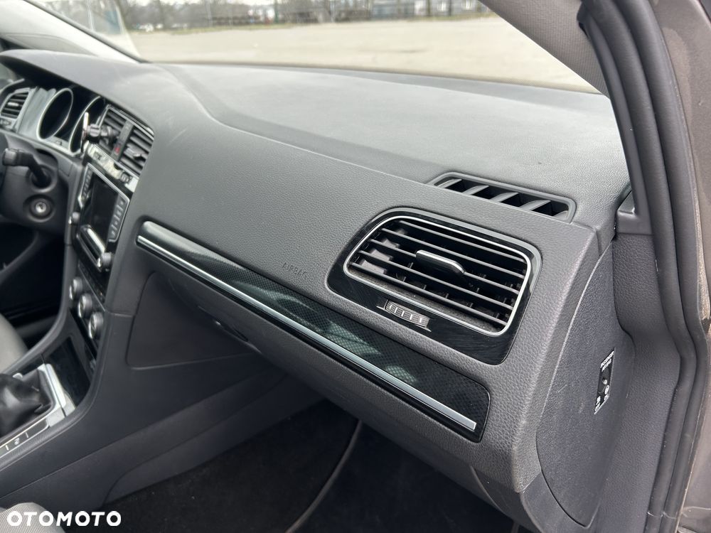 Volkswagen Golf 1.6 TDI BlueMotion Technology Trendline - 25