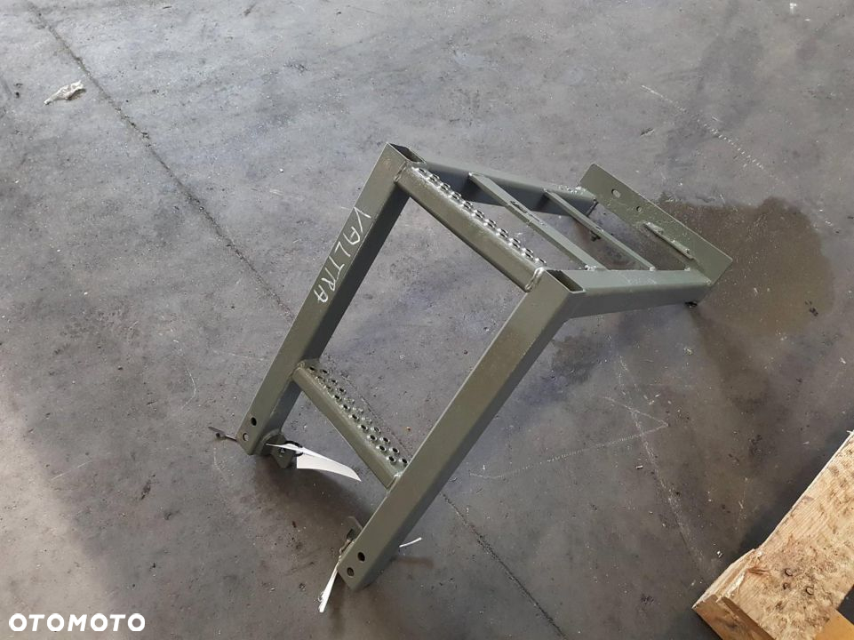 MOCOWANIE TRAKTOR VALTRA S 262 - 4