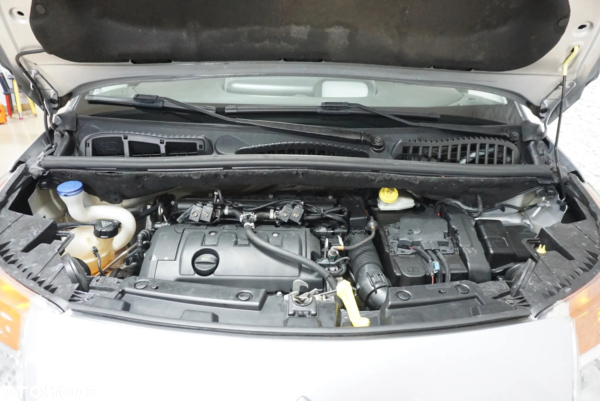 Citroën C3 Picasso 1.4i Exclusive - 10