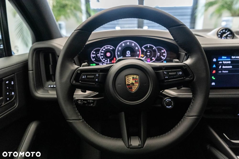Porsche Cayenne Black Edition - 17