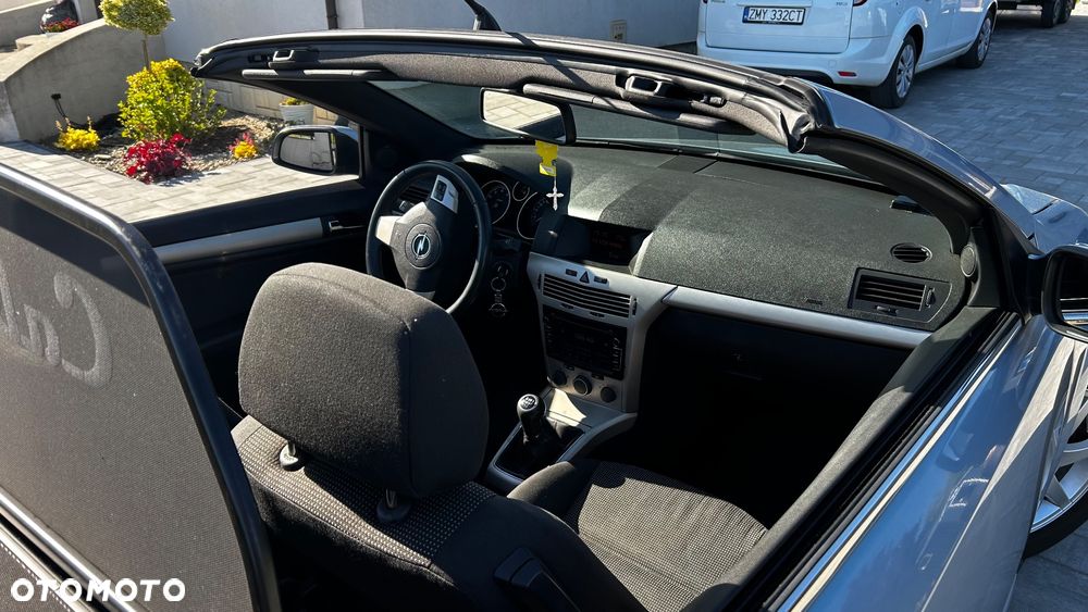 Opel Astra 1.6 Edition - 15