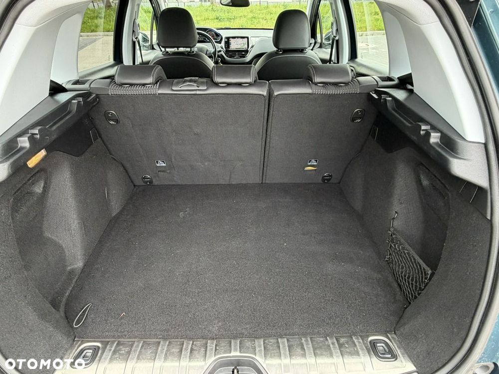 Peugeot 2008 PureTech 110 Stop&Start EAT6 Allure - 37