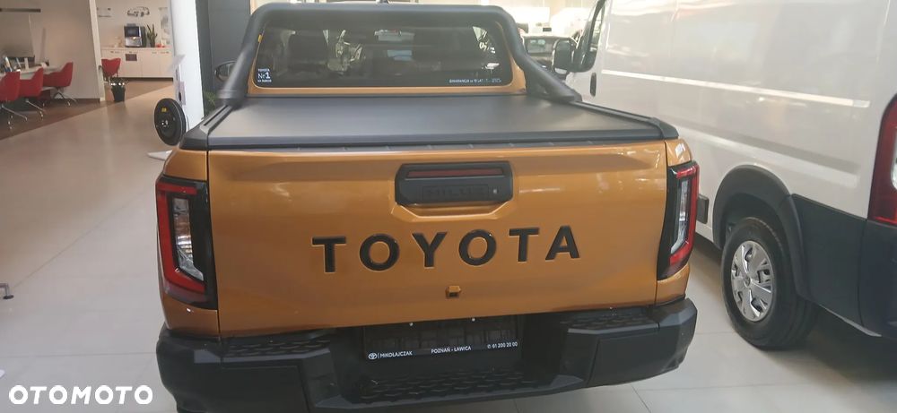 Toyota HILUX - 6