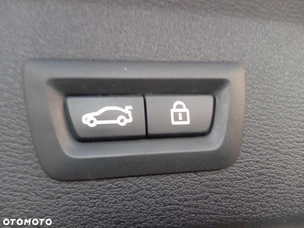 BMW X1 sDrive18d M Sport sport - 14