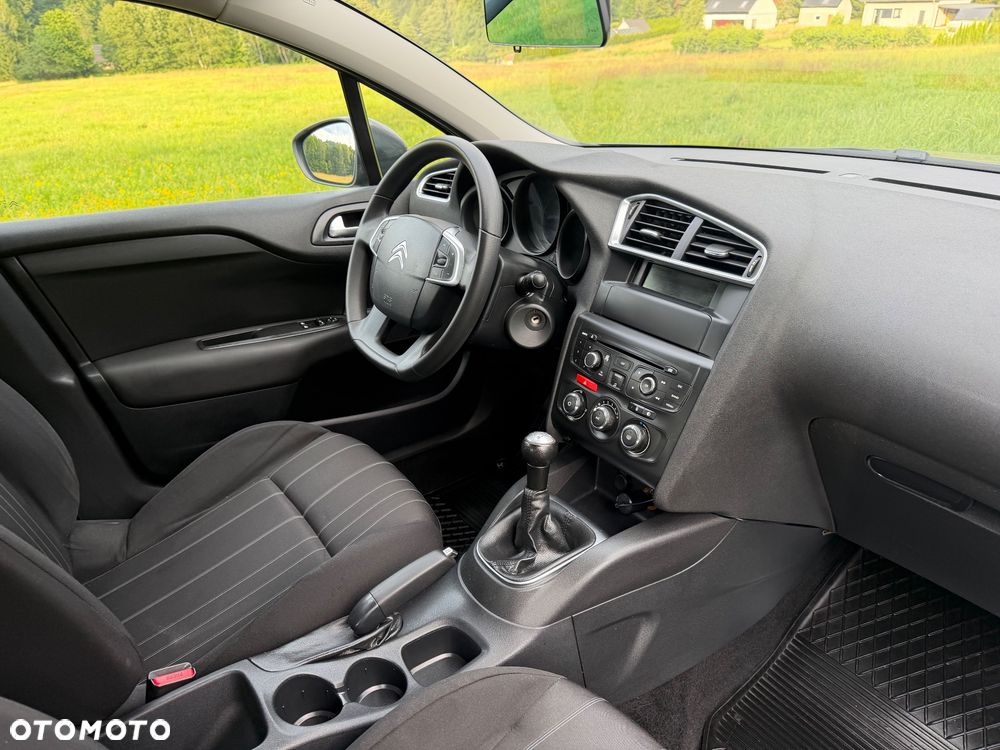 Citroën C4 VTi 95 Attraction - 31