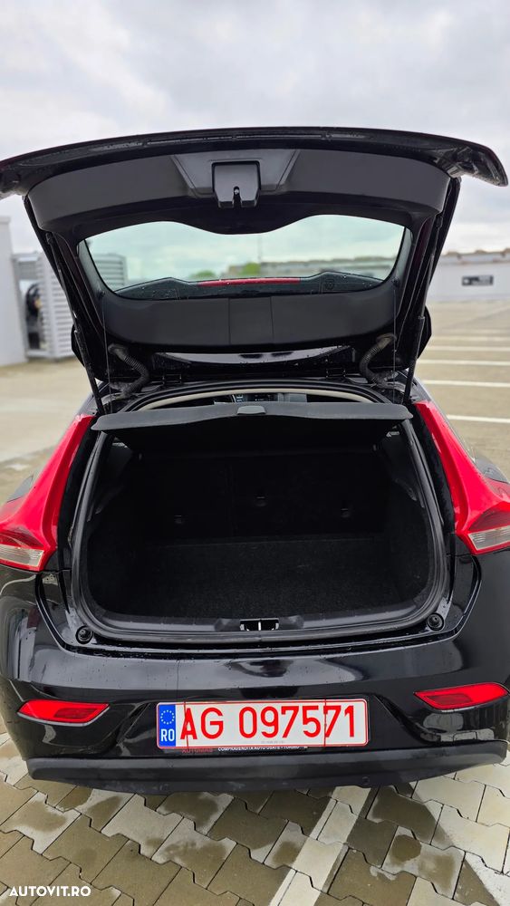 Volvo V40 D2 Powershift Kinetic - 6