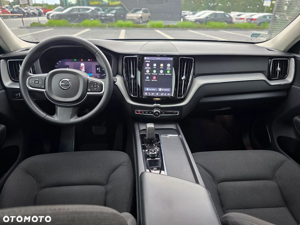 Volvo XC 60 B4 B Momentum Pro - 15