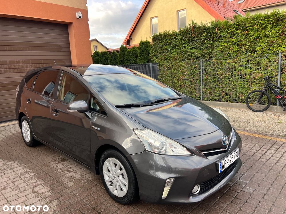 Toyota Prius+ (Hybrid) Comfort - 3