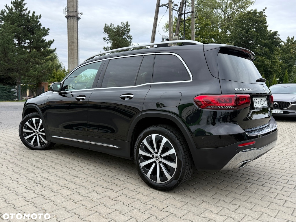 Mercedes-Benz GLB 220 d 4-Matic 8G-DCT - 6