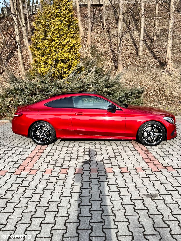 Mercedes-Benz Klasa C 300 9G-TRONIC - 4