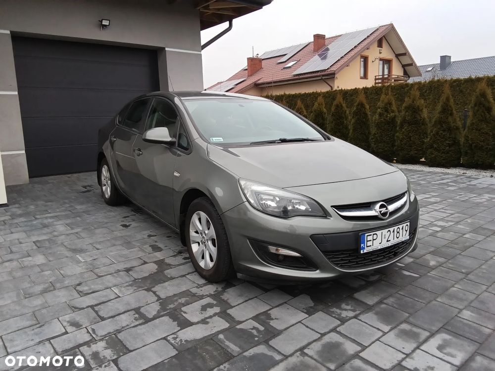Opel Astra 1.6 Active - 2