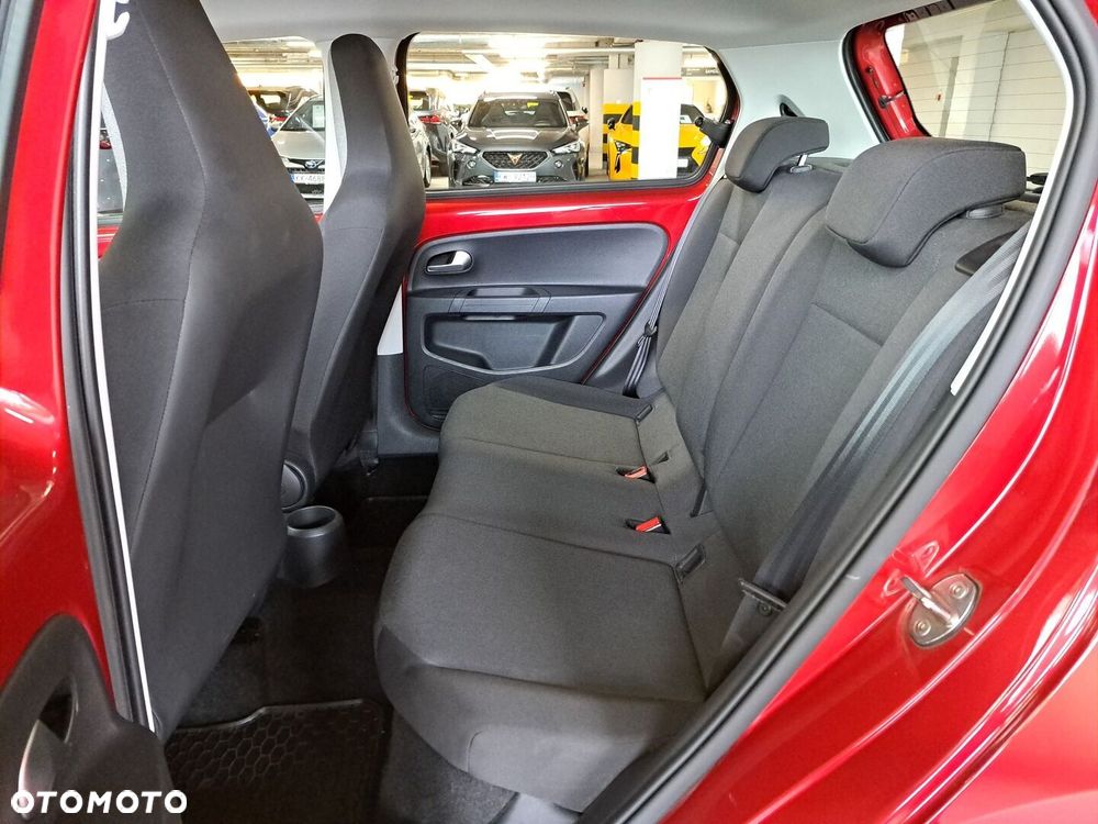 Volkswagen up! 1.0 move - 12