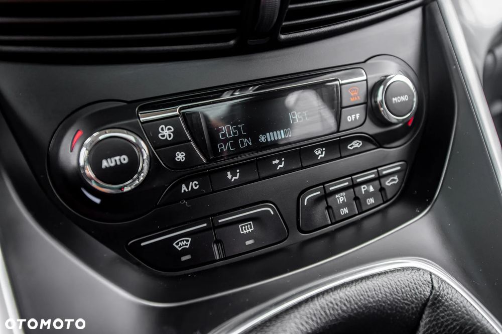 Ford C-MAX 1.6 EcoBoost Titanium - 32