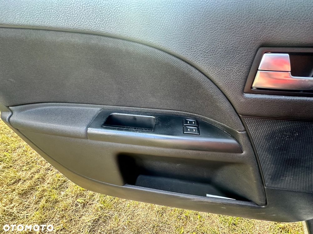 Ford Mondeo - 9