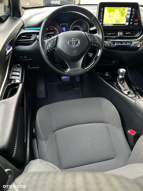Toyota C-HR Lounge - 38