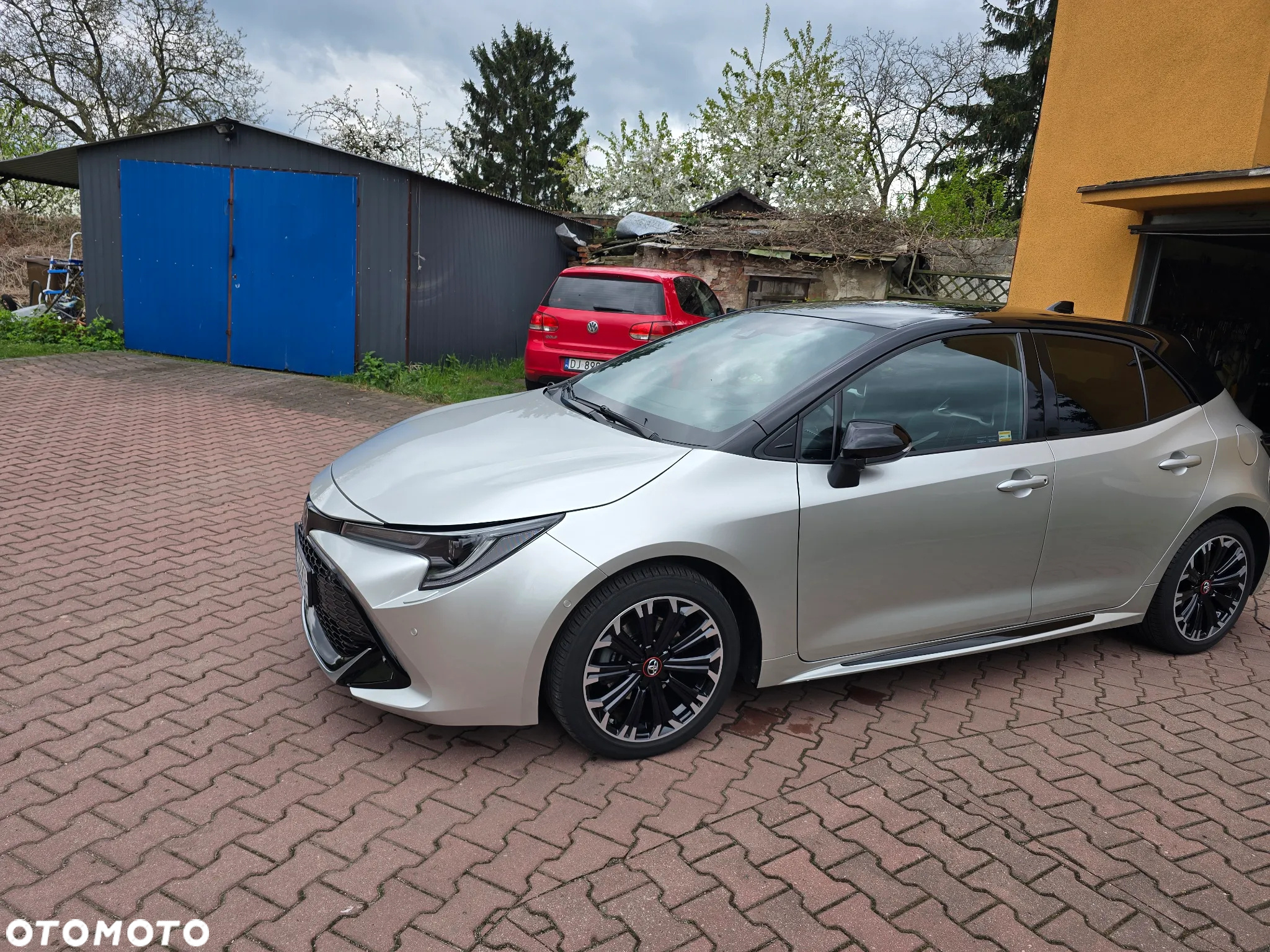 Toyota Corolla - 2