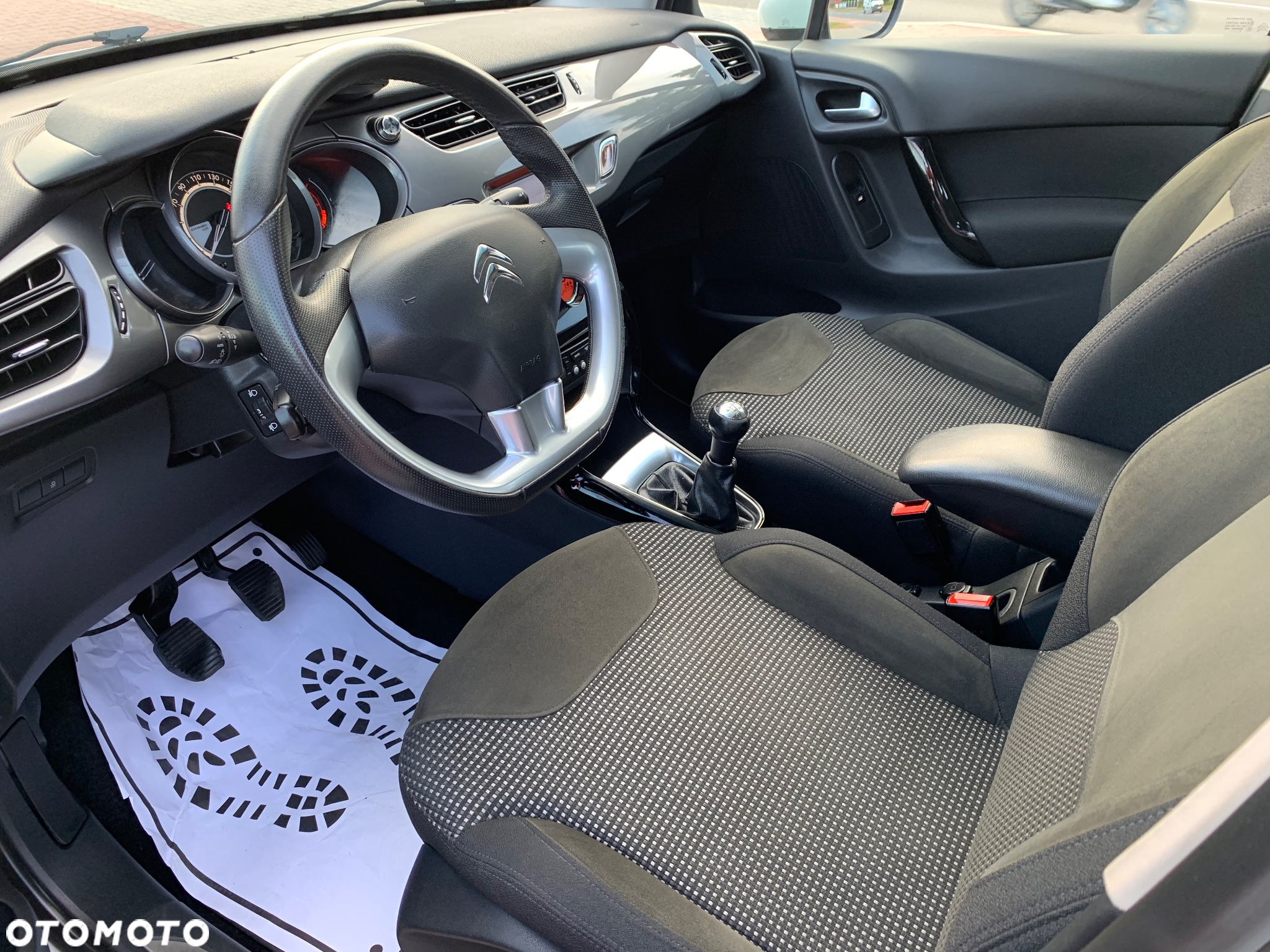 Citroën C3 1.2 VTi Exclusive - 21