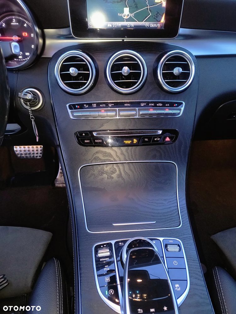 Mercedes-Benz GLC - 7