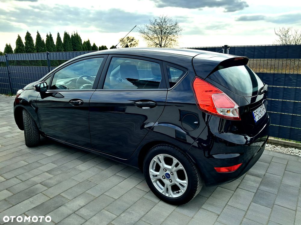 Ford Fiesta 1.0 Celebration - 5
