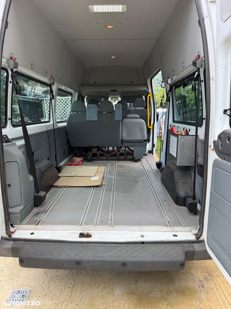 Ford Transit - 6