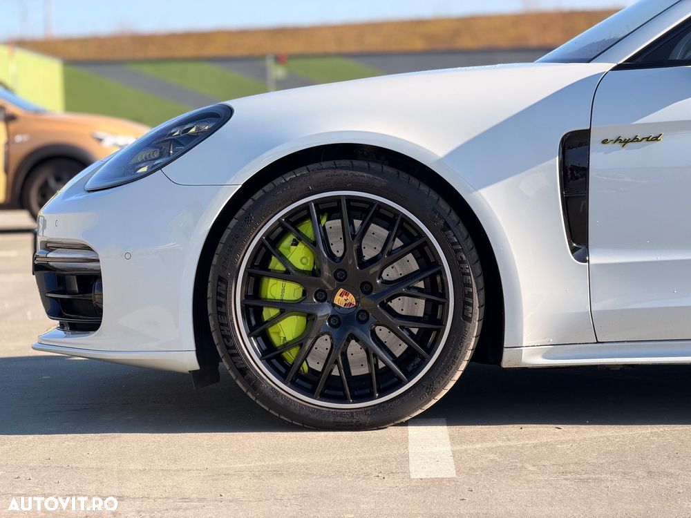 Porsche Panamera Turbo S E-Hybrid - 35