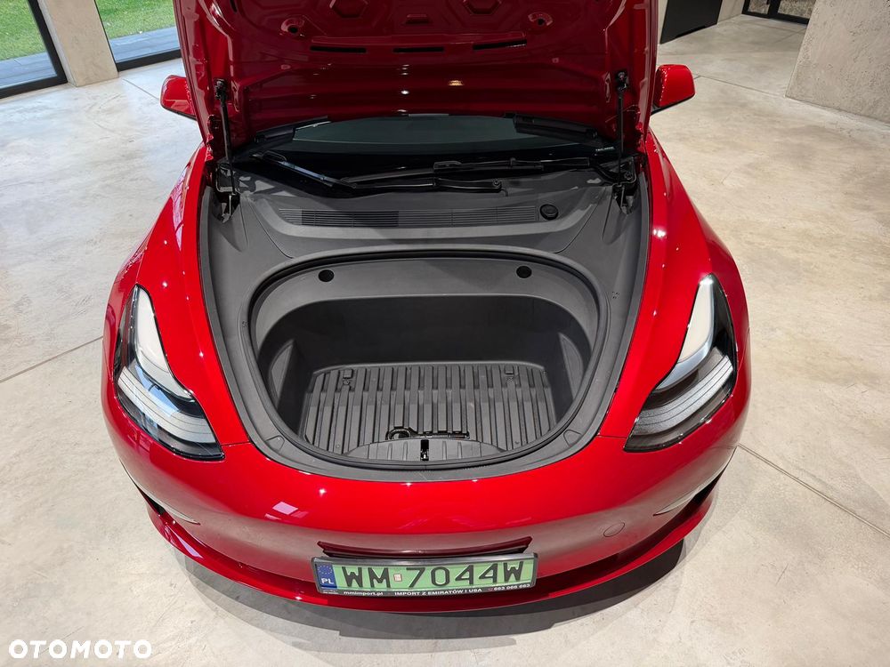 Tesla Model 3 - 30