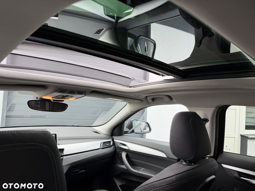 BMW X2 sDrive18d Advantage Plus - 27