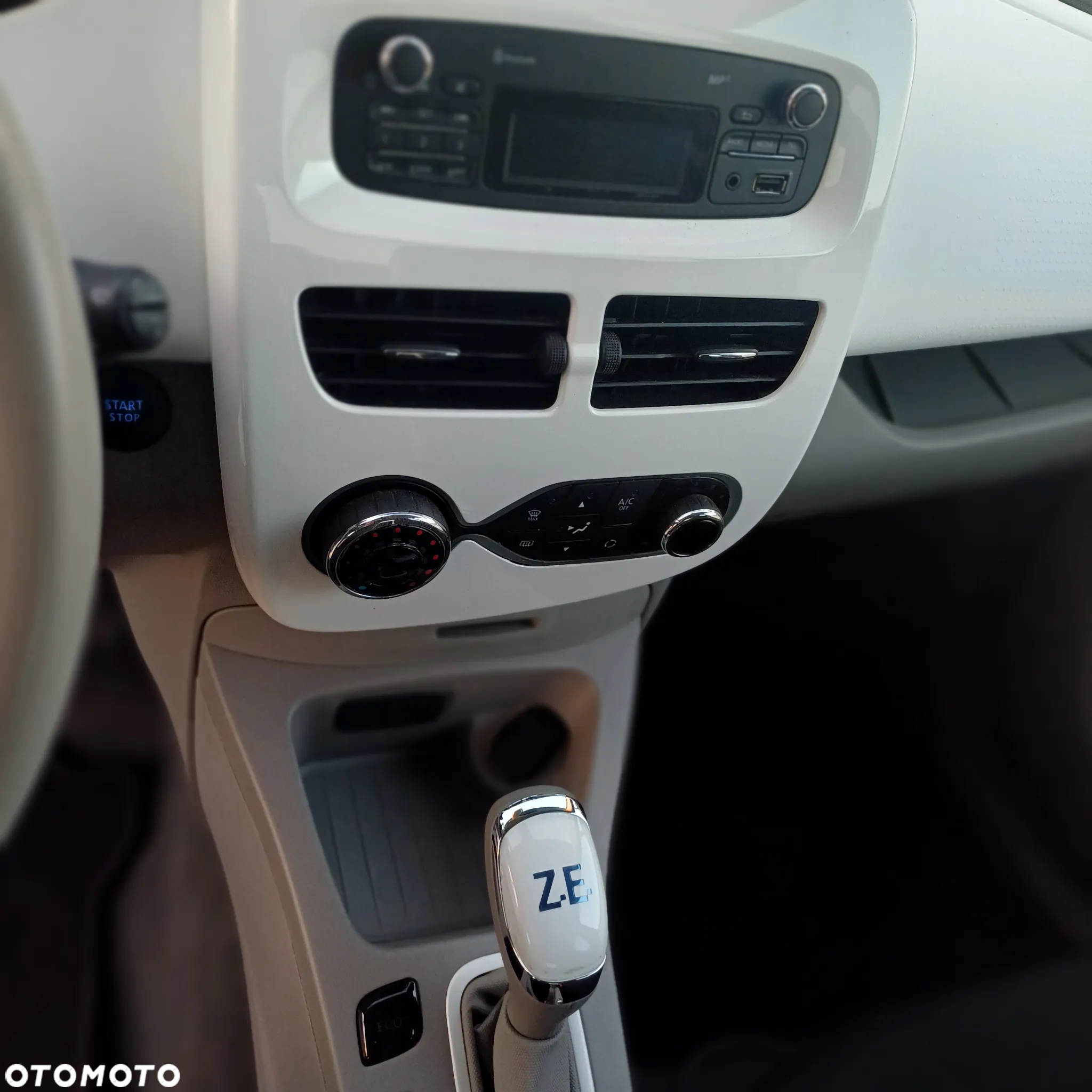 Renault Zoe - 30