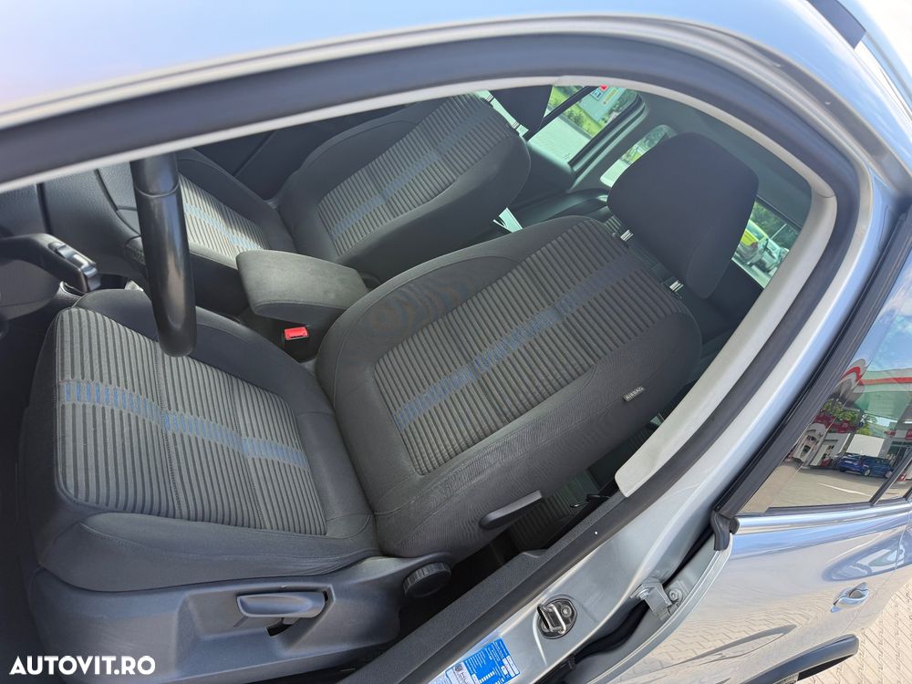 Volkswagen Tiguan - 29