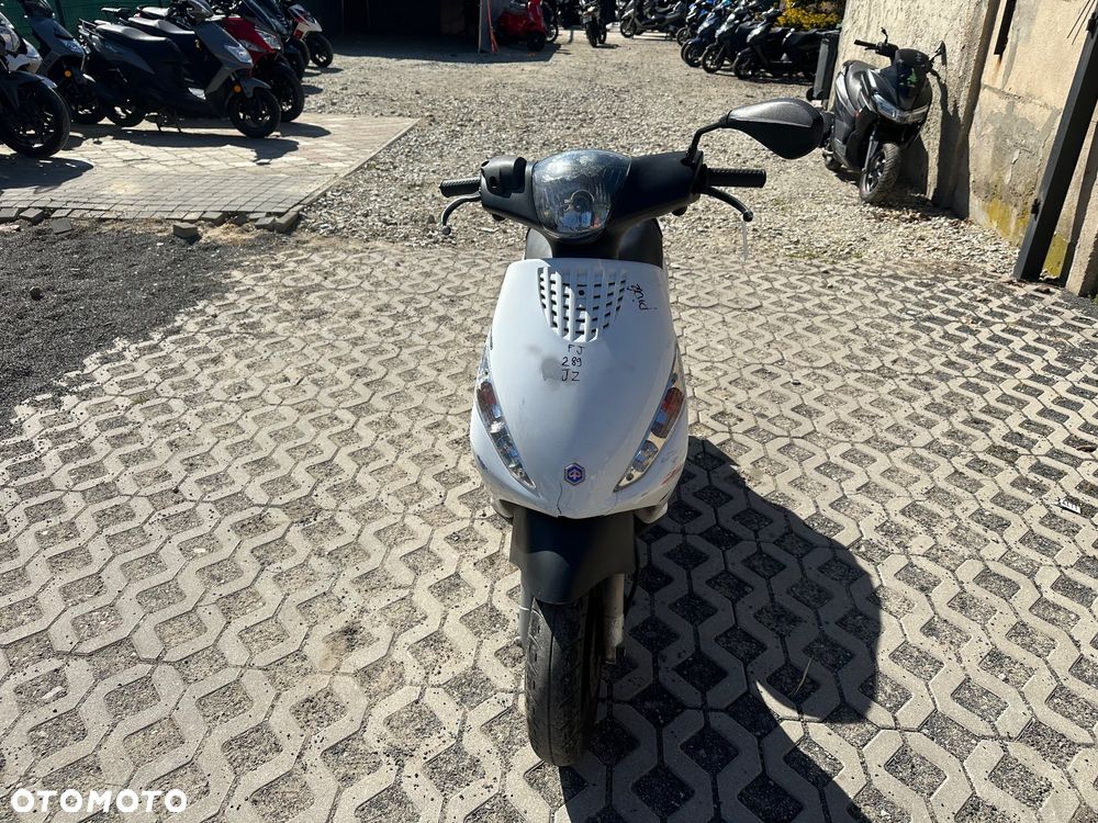 Piaggio ZIP - 2